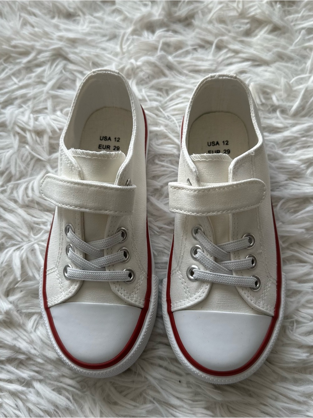 Amazon Kids Sneakers White New With Tags Size 12